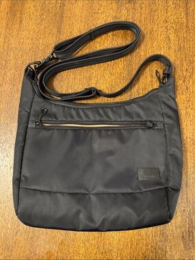 Pacsafe CitySafe CS100 Black Nylon Zip-Top Shoulder Bag